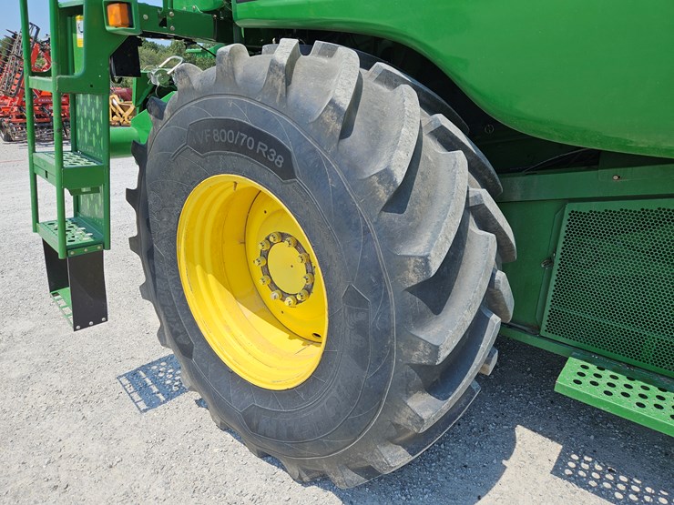 2001-john-deere-9650-sts-image-16