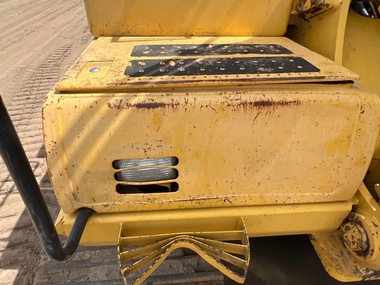 2013-komatsu-pc490-lc-10-image-16