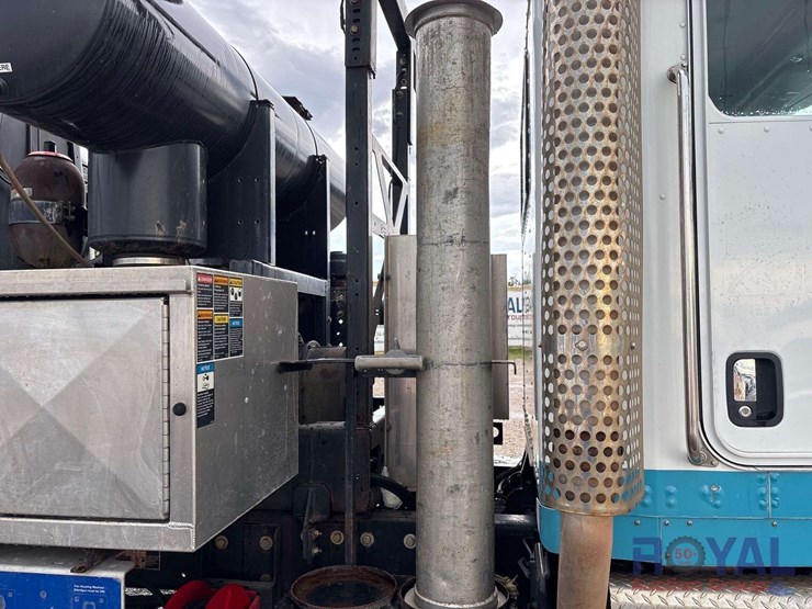 2015-kenworth-t400-image-36