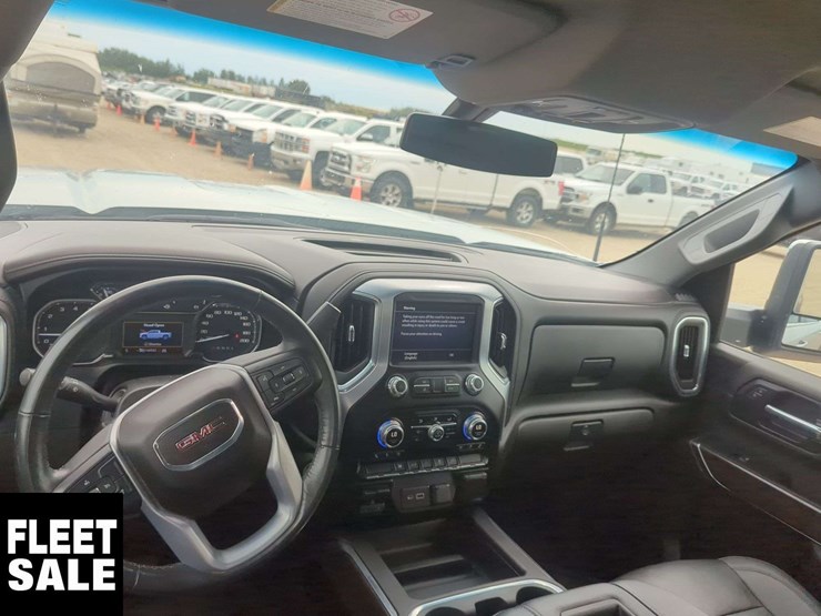 2022-gmc-sierra-2500hd-image-9