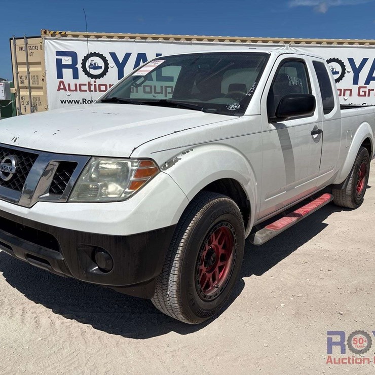 2016 NISSAN FRONTIER