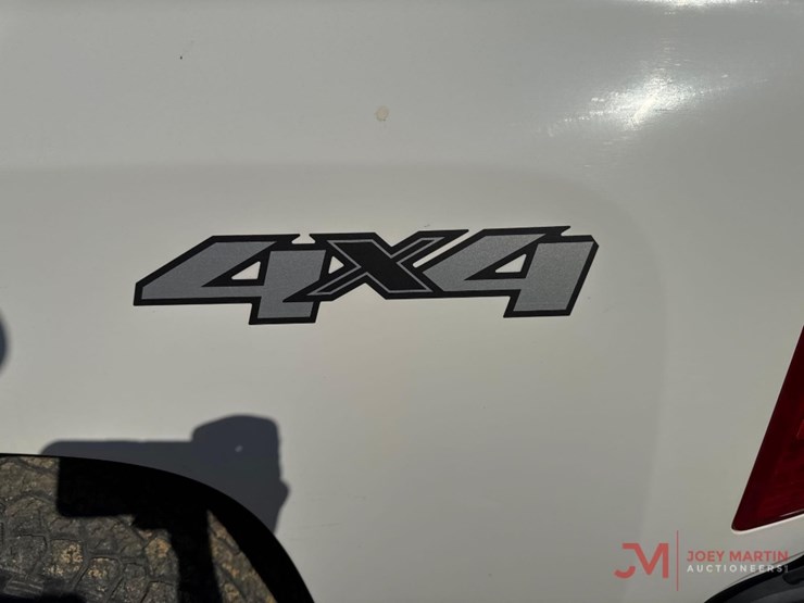 2009-cheverolet-silverado-pickup-truck-image-7