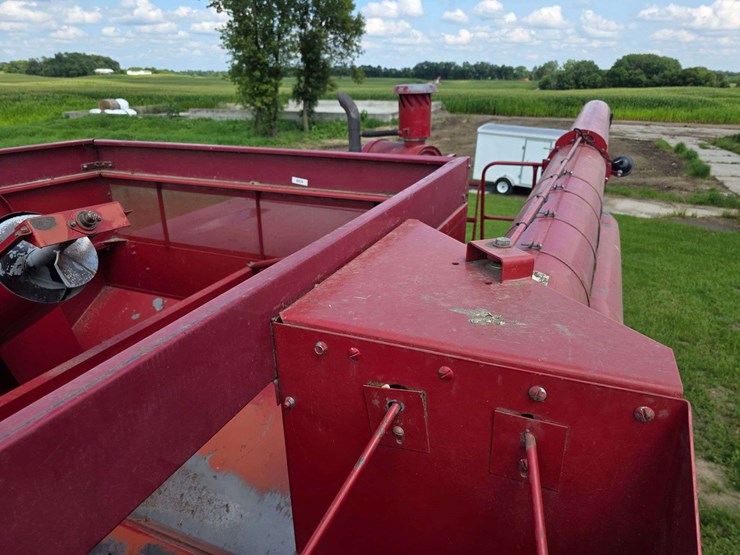 1993-case-ih-1666-image-33