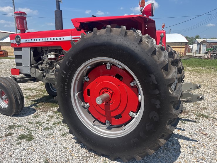 massey-ferguson-1100-image-7