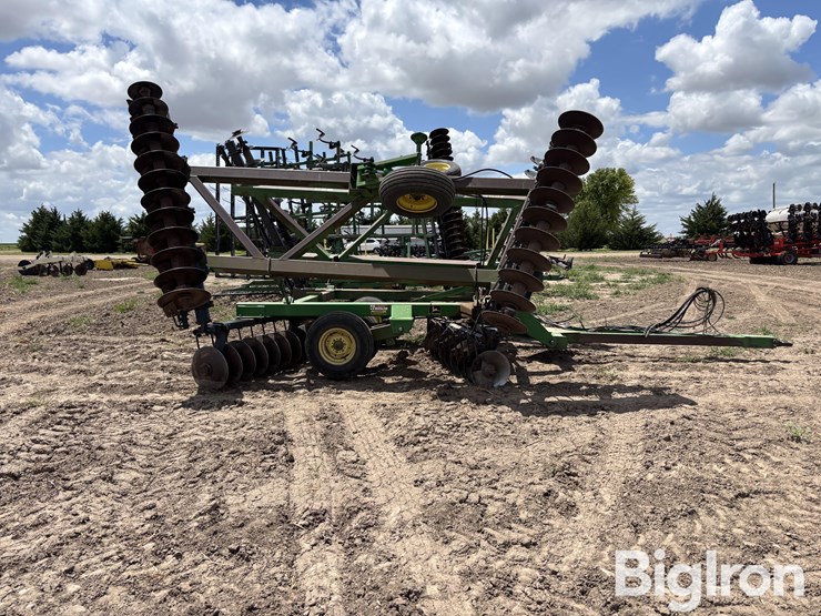 1990-john-deere-630-image-4