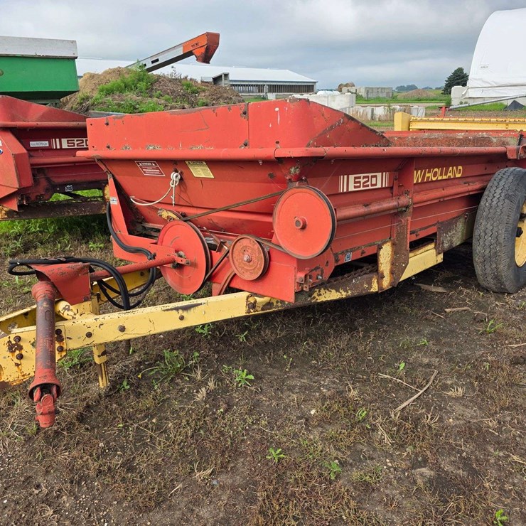 NEW HOLLAND 520