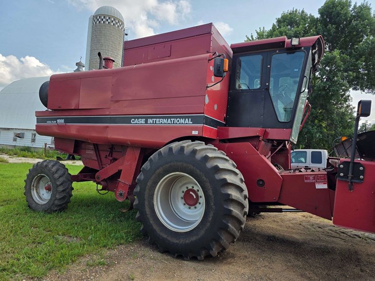 1993-case-ih-1666-image-1