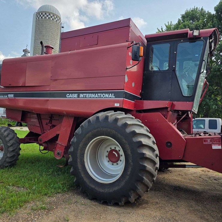 1993 CASE IH 1666