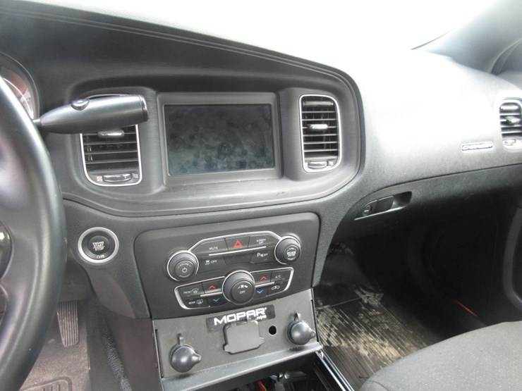 2017-dodge-charger-image-9