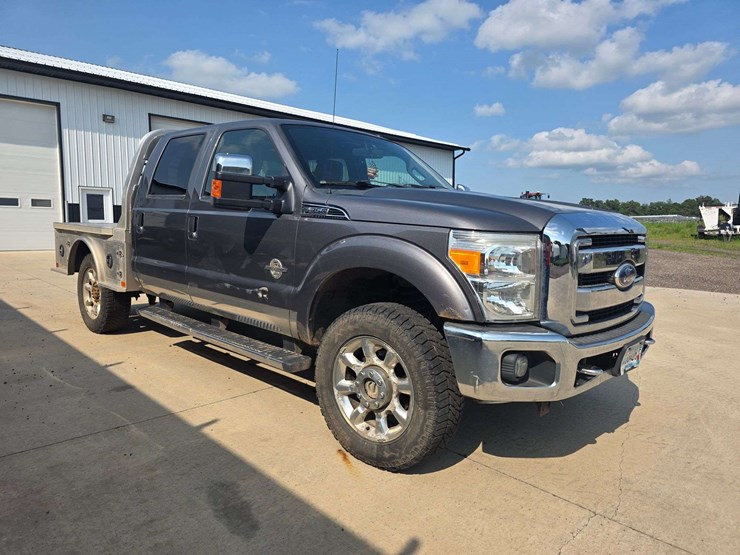 2011-ford-f350-image-44
