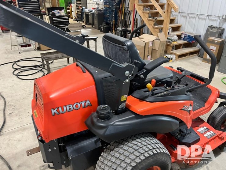 kubota-zd326-image-21
