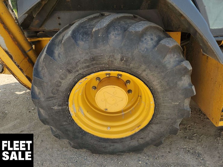 2014-deere-310sk-image-29