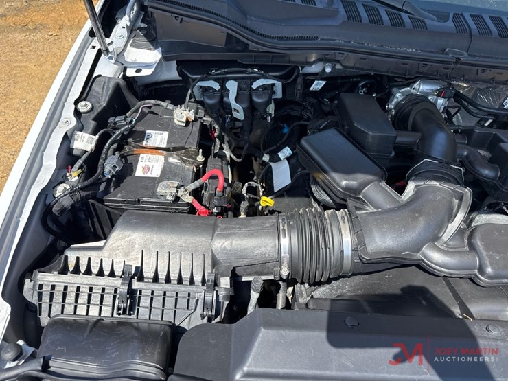 2022-ford-f250-xl-image-17