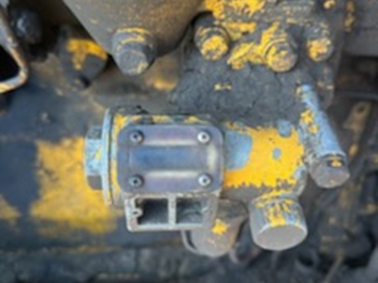 1967-caterpillar-d6c-image-7
