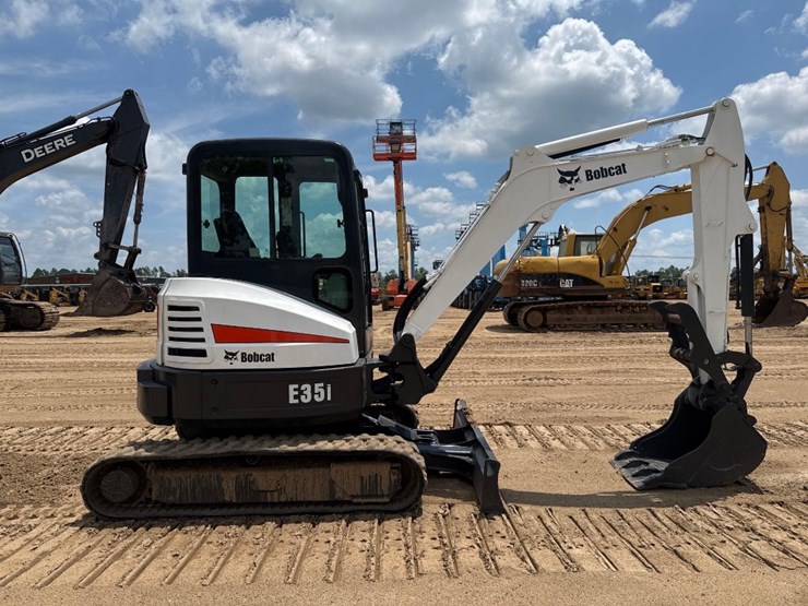 2015-bobcat-e35-image-7