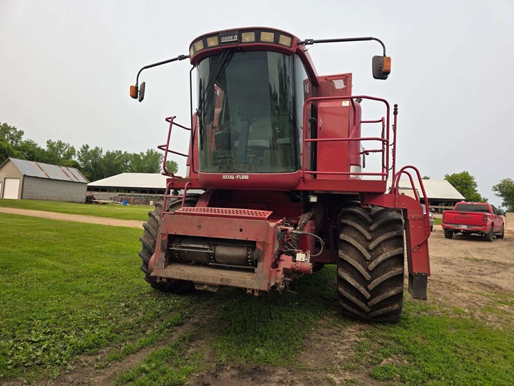 2002-case-ih-2388-image-3