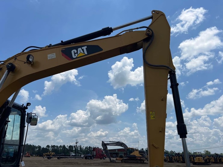 caterpillar-315fl-image-25