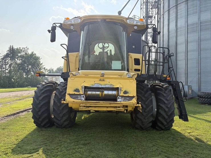 2003-new-holland-cr960-image-8