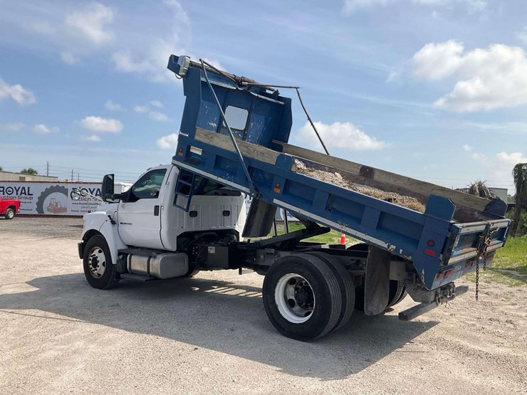 2017-ford-f650-image-4