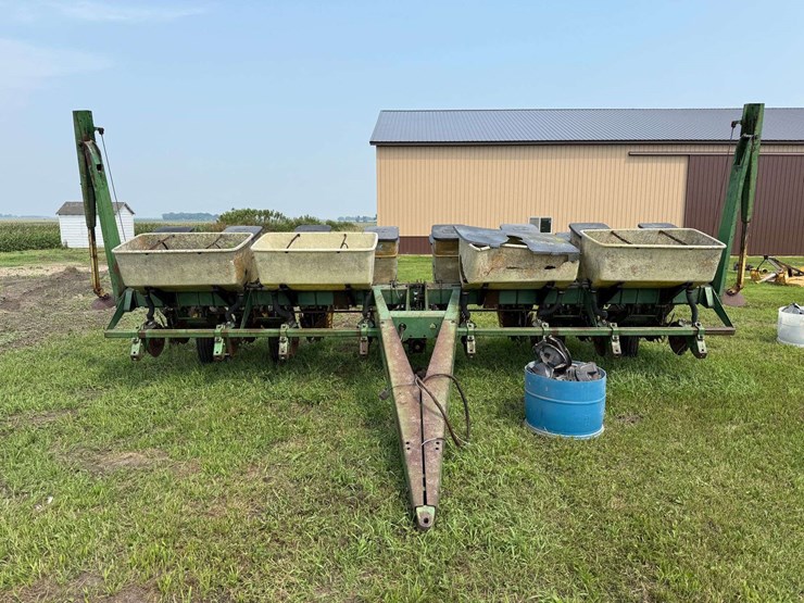 john-deere-7000-image-2