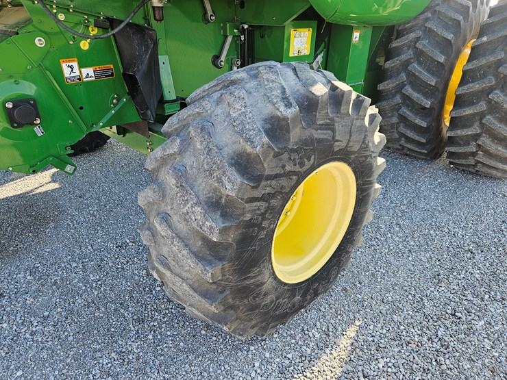 2009-john-deere-9770-sts-image-25