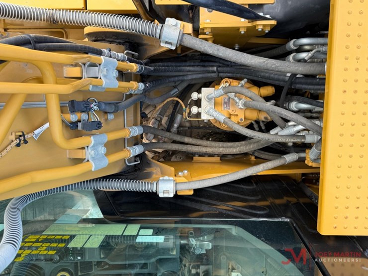 2021-caterpillar-313gc-image-22