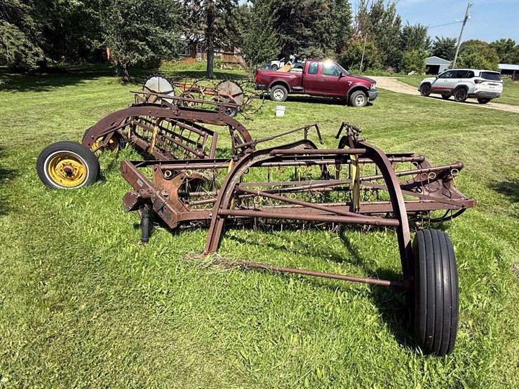 new-holland-55-image-4