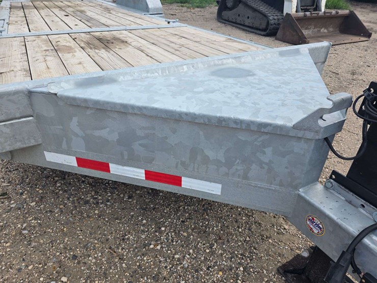 2023-midsota-model:-ntb22-bp-154-galvanized-skid-loader-trailer,-22’-long-(16’-tilting-w/6’-flat),-(-image-7