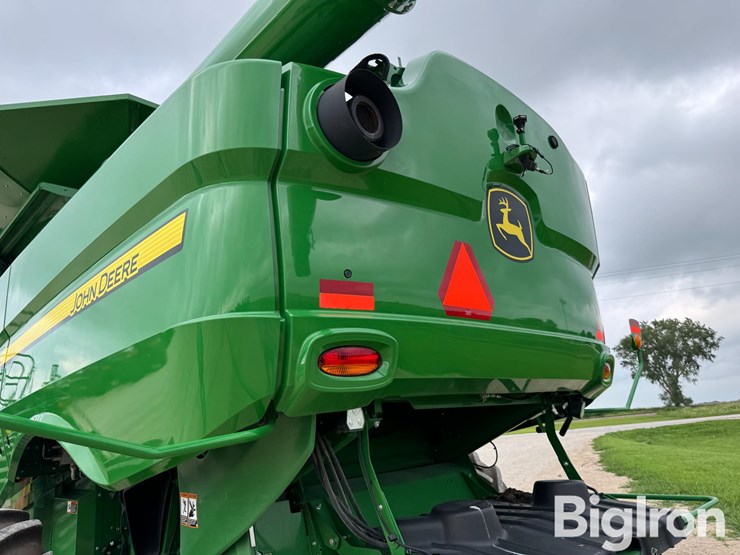 2022-john-deere-s780-image-14