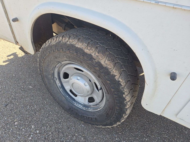 2012-ford-f350-image-14