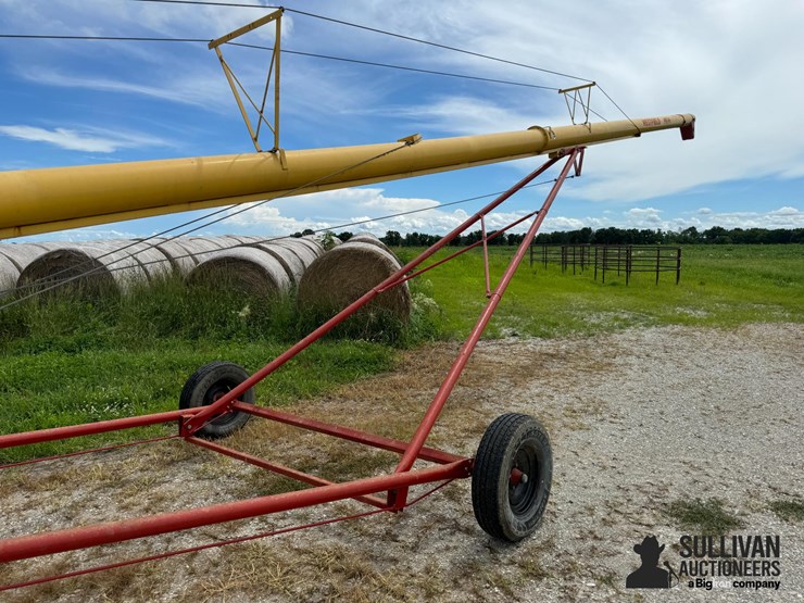 westfield-mk100-71-10"x71'-swing-away-auger-image-16