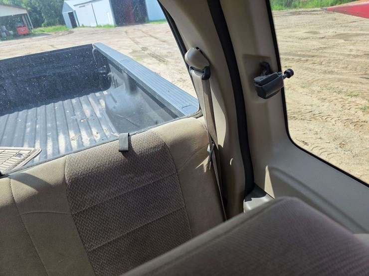 2004-ford-f350-xlt-image-28