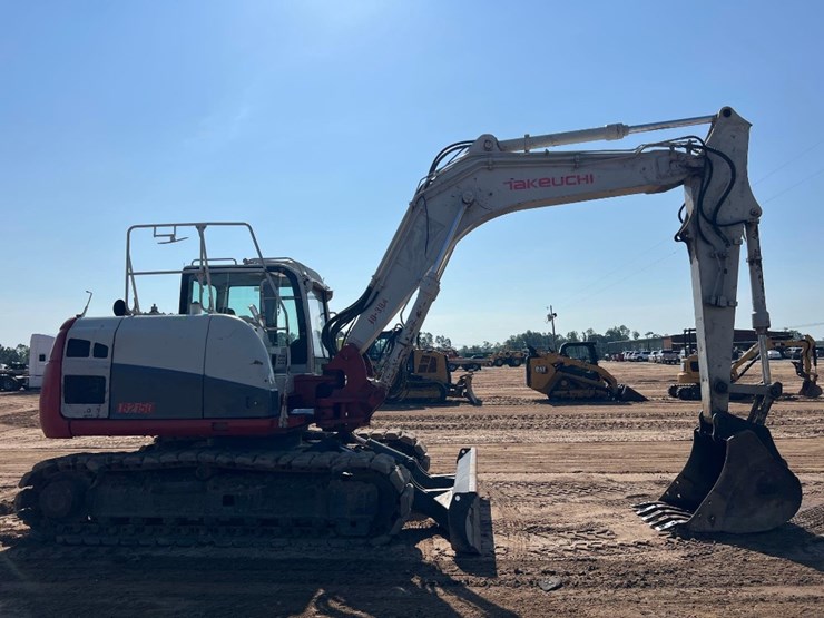 takeuchi-tb2150-image-5