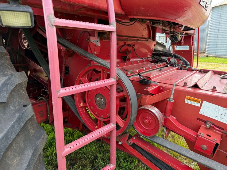 1998-case-ih-2366-image-34