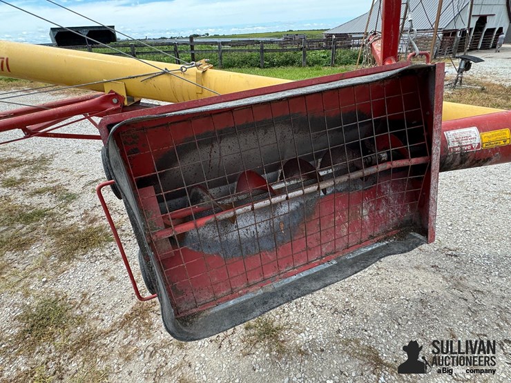 westfield-mk100-71-10"x71'-swing-away-auger-image-13