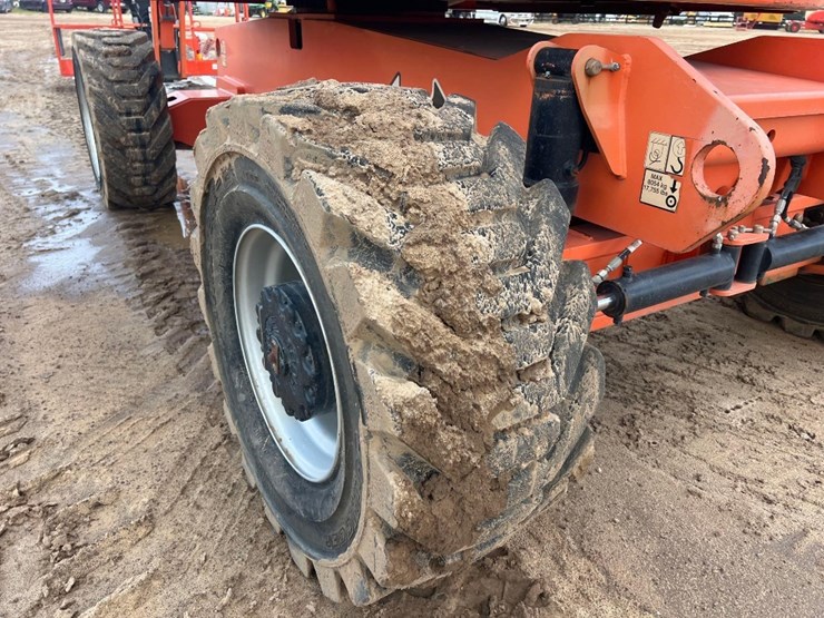 2008-jlg-800aj-image-12