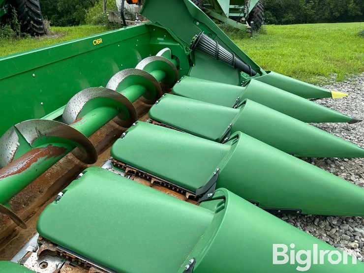 2022-john-deere-c16r-image-13