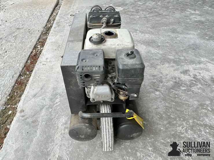 sanborn-b165tg51h-8-portable-air-compressor-w/-honda-gas-engine-image-2
