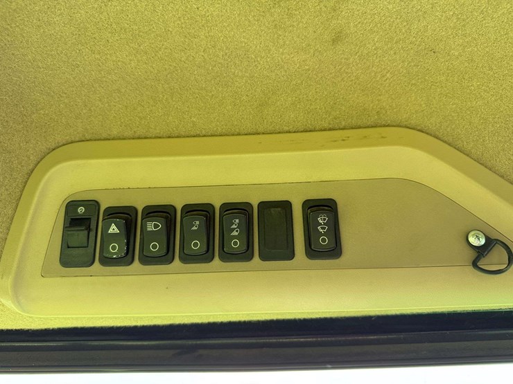 2007-john-deere-9770-sts-image-51