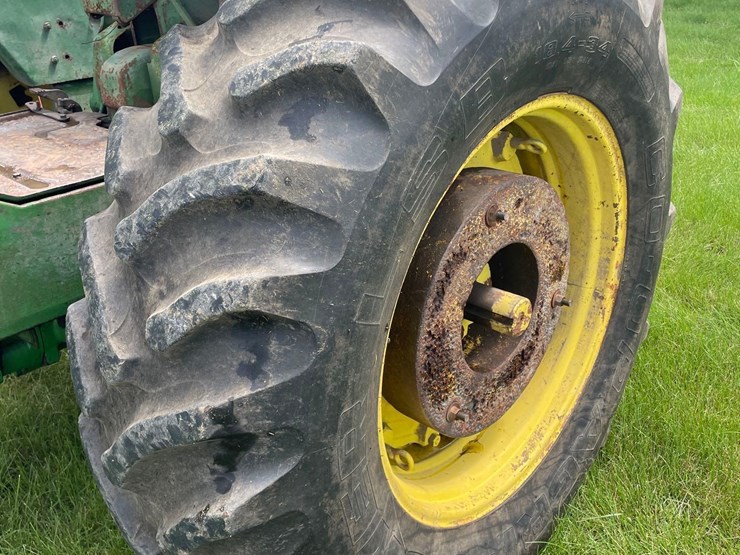 john-deere-4020-image-6
