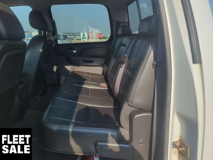 2011-gmc-sierra-2500hd-image-14