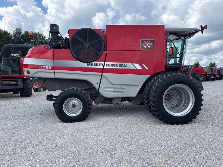 massey-ferguson-9795-image-7