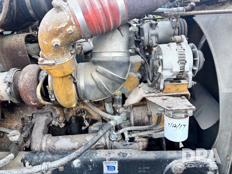 1993-peterbilt-377-image-66