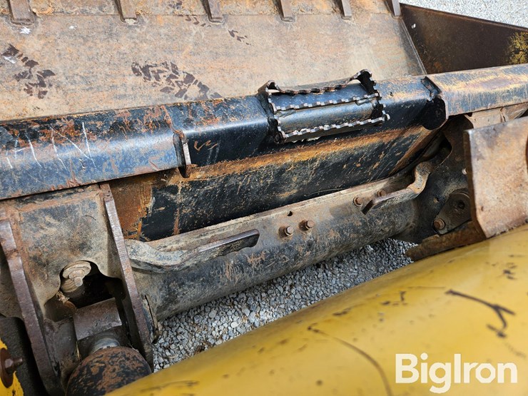 2005-caterpillar-252b-image-18