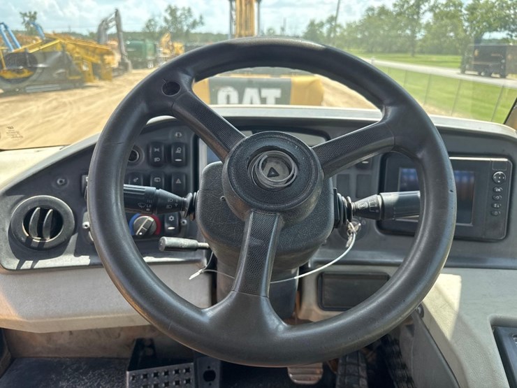 caterpillar-740b-image-26