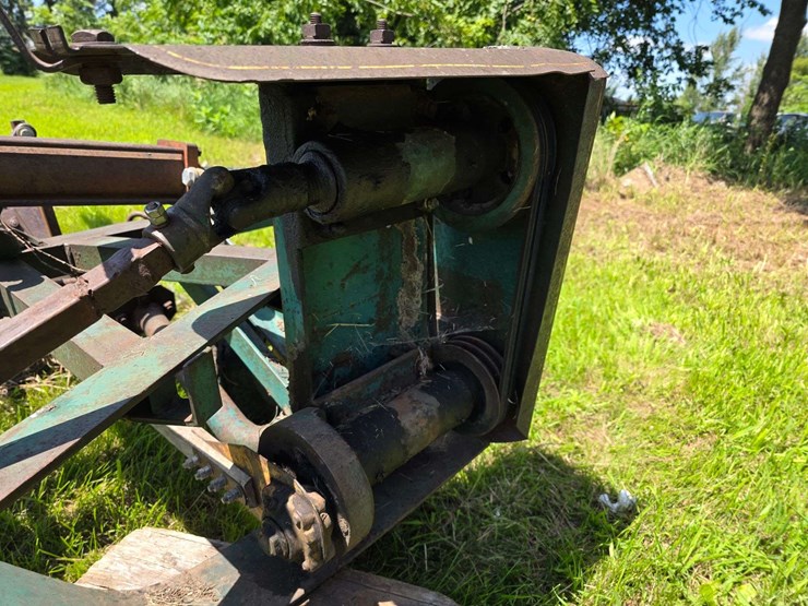 3pt-sickle-mower,-6’-bar,-rivet-sections,-540-pto,-quick-connect-on-hydraulic-cylinder-image-11