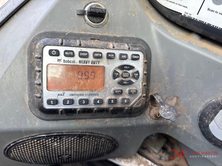2018-bobcat-s850-image-19