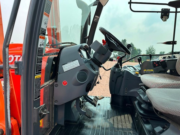 2015-kubota-m110gx-image-52