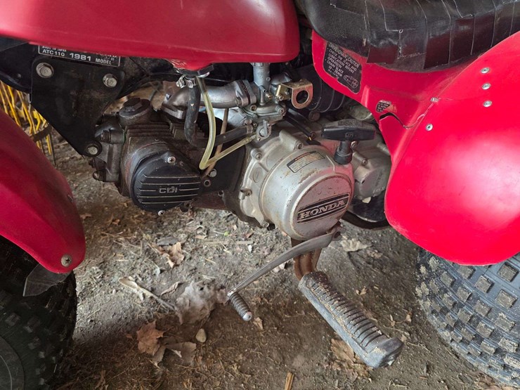 honda-110-3-wheeler,-engine-was-overhauled-spring-of-’25,-new-tires,-pull-start,-runs-and-drives-goo-image-4
