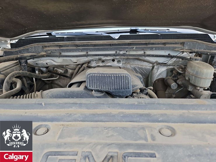 2015-gmc-sierra-2500hd-image-15